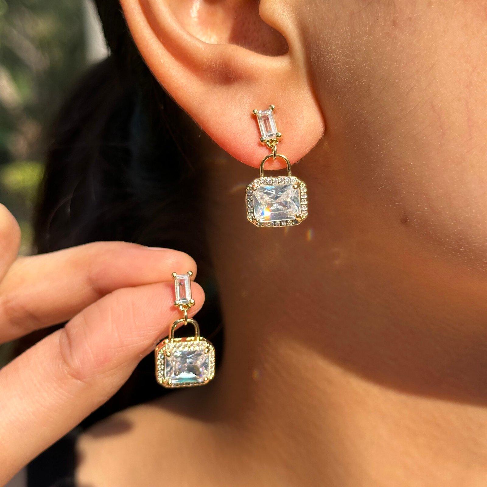 Geometric Baguette & Square Halo Lock